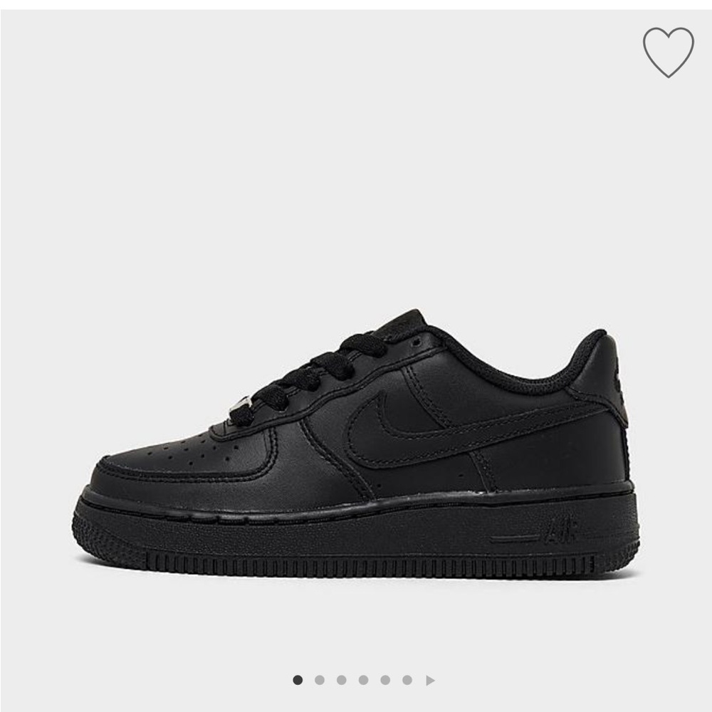 Women’s Black Air Force 1 Size 7
